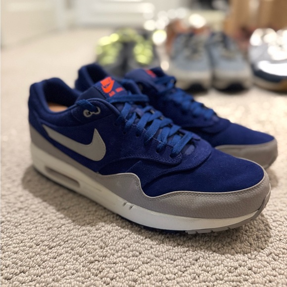 Nike Other - Nike Men's Air Max 1